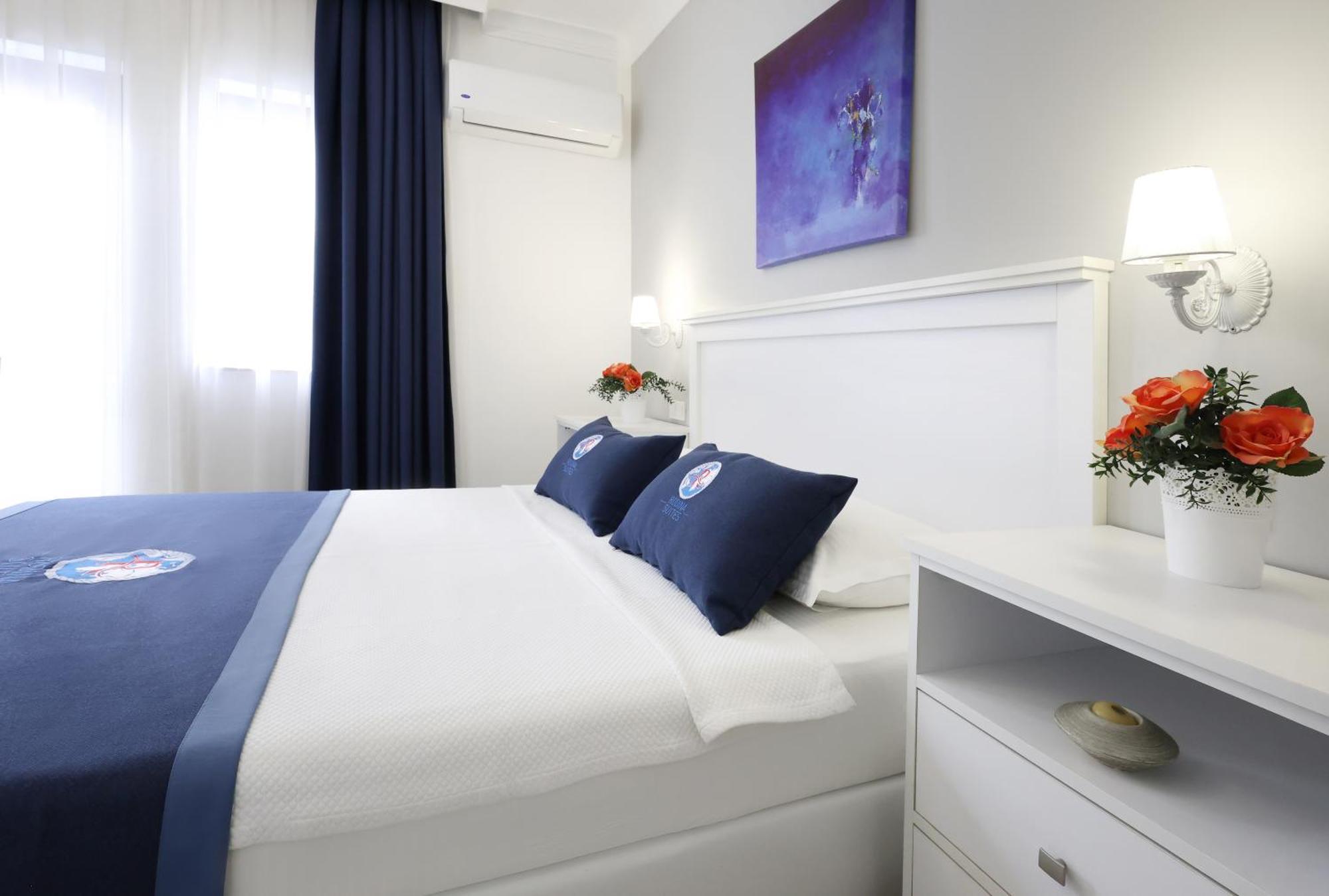 Rodina Suites Hotel Kusadası Esterno foto